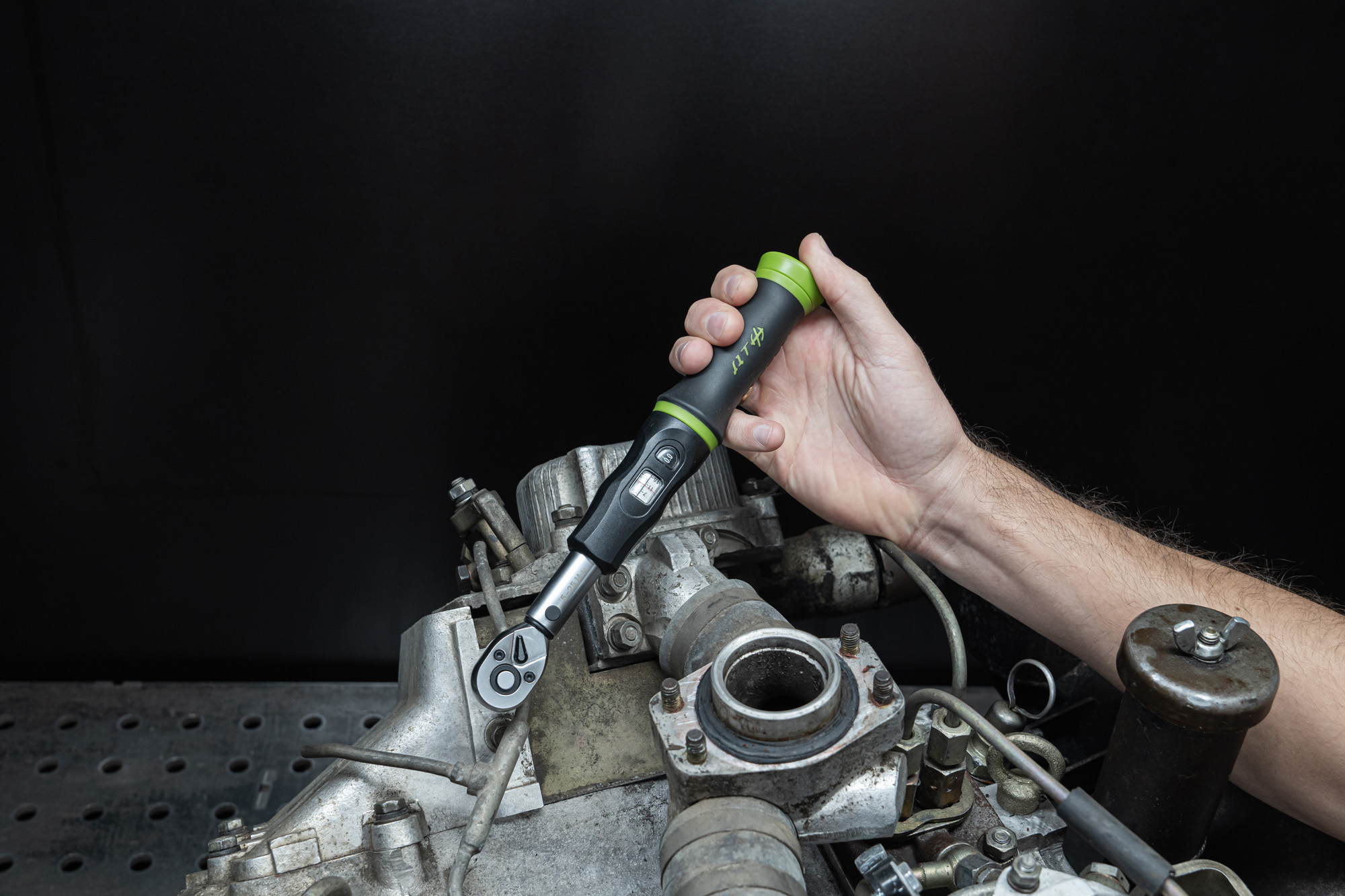 Ключ динамометрический 1/4" с эргономичной рукояткой 5-25 Нм