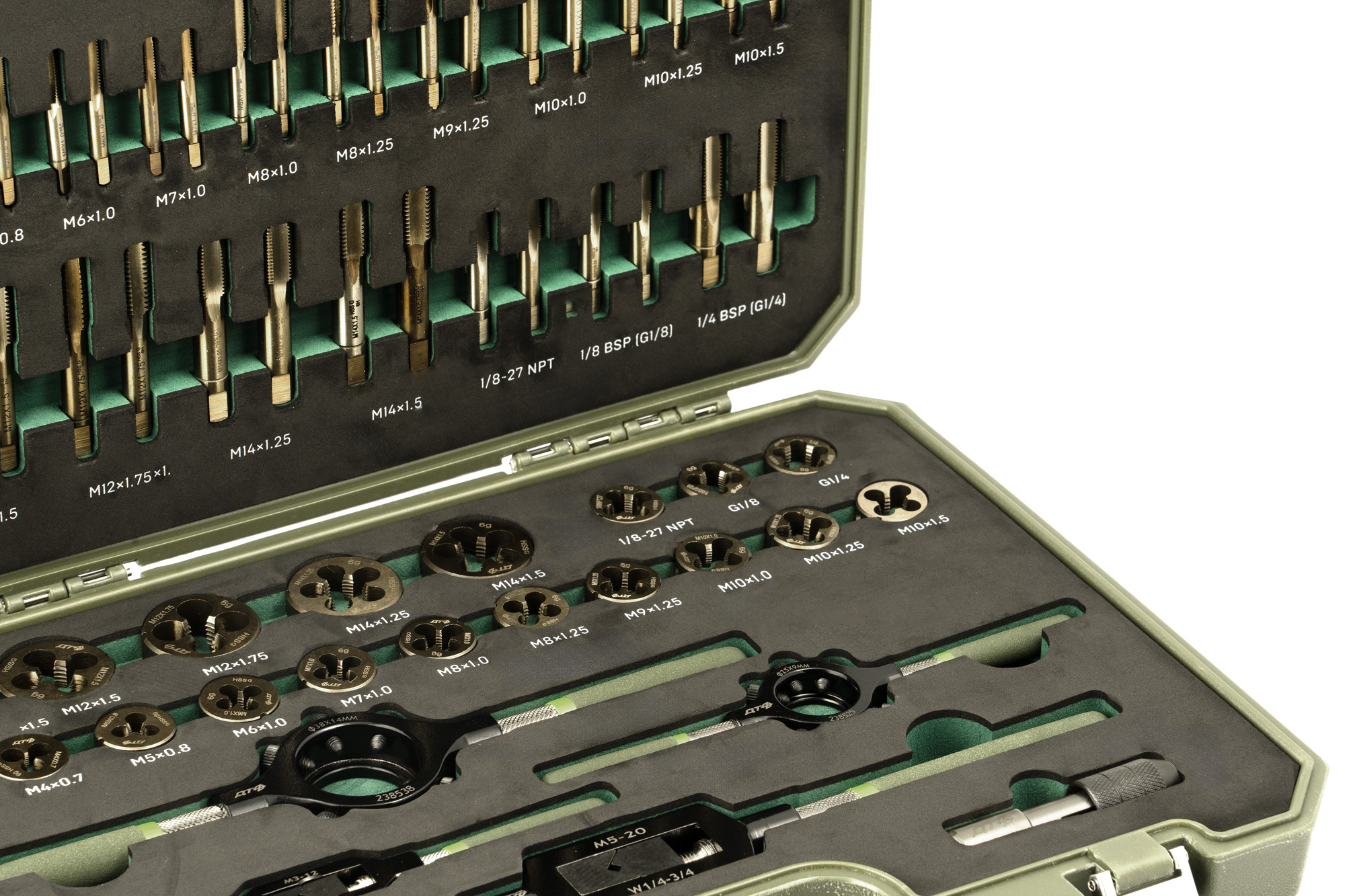 Набор метчиков и плашек, 64 предм.