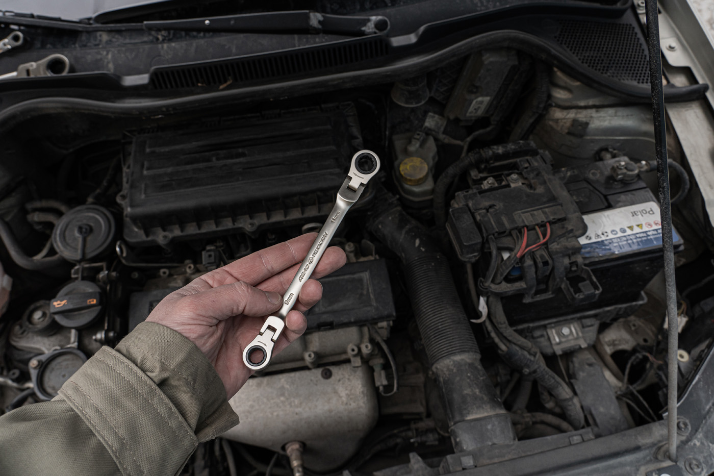 Ключ трещоточный шарнирный двусторонний 9×11 мм