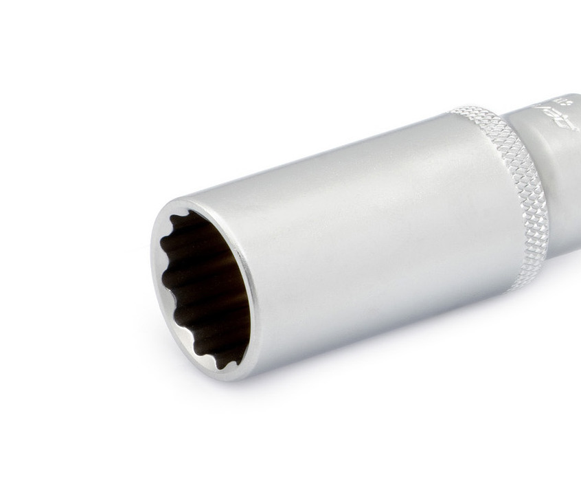 Головка двенадцатигранная удлинённая 19 мм 3/8"